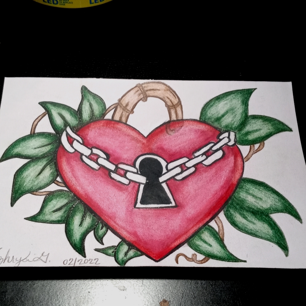 Drawing : Heart with chains on leaves
